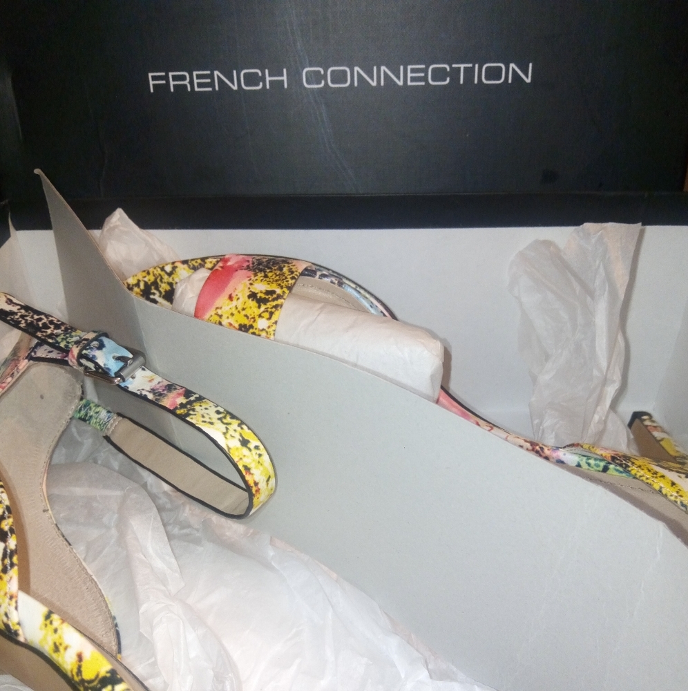 French Connection Multi-colored Floral Nata Dress Sandals Sz 10 NEW - Picture 5 of 6